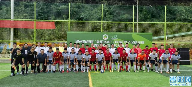 2026-02-22 《镖人:风起大漠》的江湖，被这一家三代活出来了2026-02-22 《镖人》导演特辑 吴京谢霆锋于适陈丽君空降路演2026-02-20 《镖人》曝特别预告 吴京于适梁家辉解锁新春氛围2026-02-16 王嘉尔唱《镖人》主题曲 吴京谢霆锋诠释江湖快意2026-02-16 《镖人》的武侠阵容，再也不会有了！