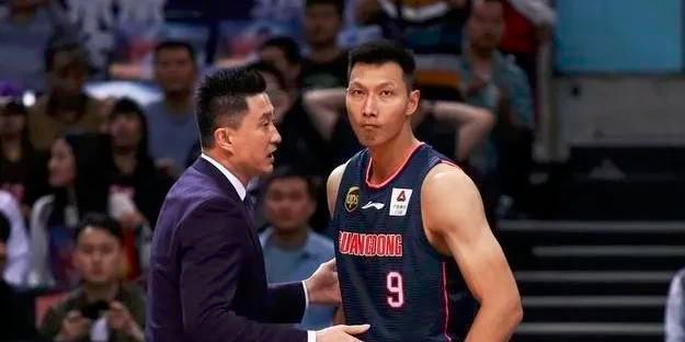 《怪奇物语5》发布动态角色海报 8 《小丑回魂》前传《欢迎来到德里镇》曝最终预告 9 谢尔比家族回归！
